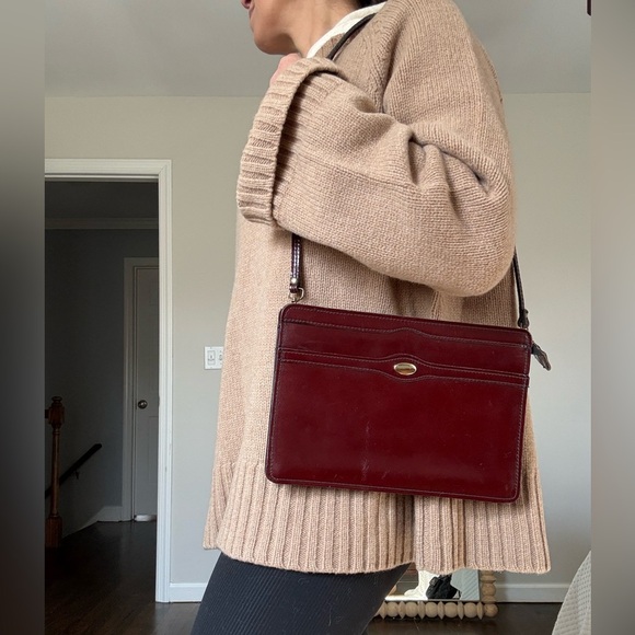 Vintage Reem Burgundy Leather Handbag Made in USA - Picture 3 of 15